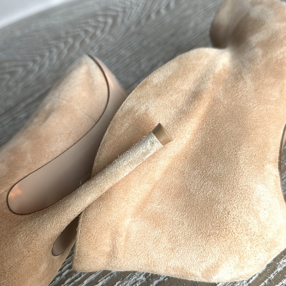 Gianvito Rossi Vampsm Sued heels - Picture 10 of 11